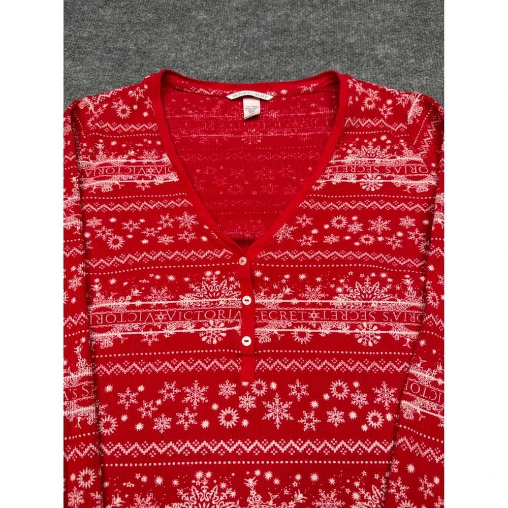 Victoria's Secret Red Snowflake Thermal Henley Top‎ Womens Large Holiday